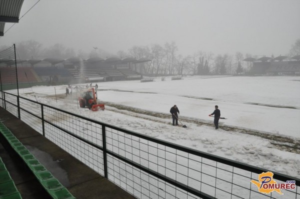 Sneg in mraz odnesla tudi tekme prve lige